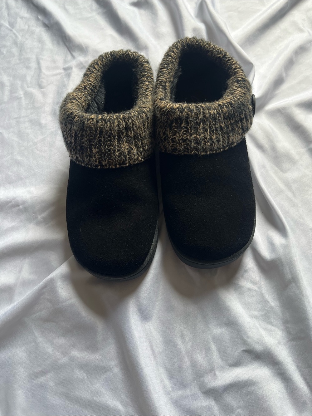 Clarks Black Sweater Design Slippers 7